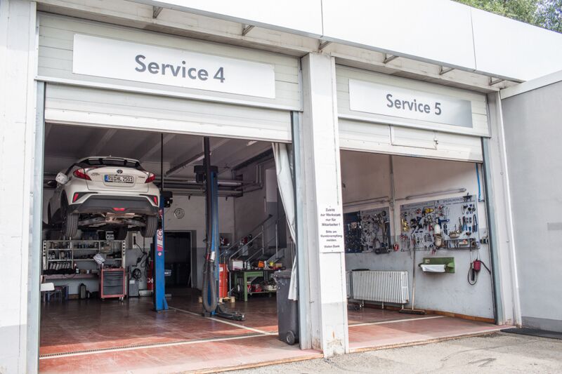 Autohaus Welz - Ansicht der Werkstatteinfahrt